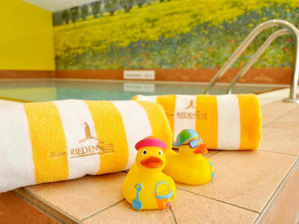 Pension Zum Riedensee Bastorf Екстер'єр фото