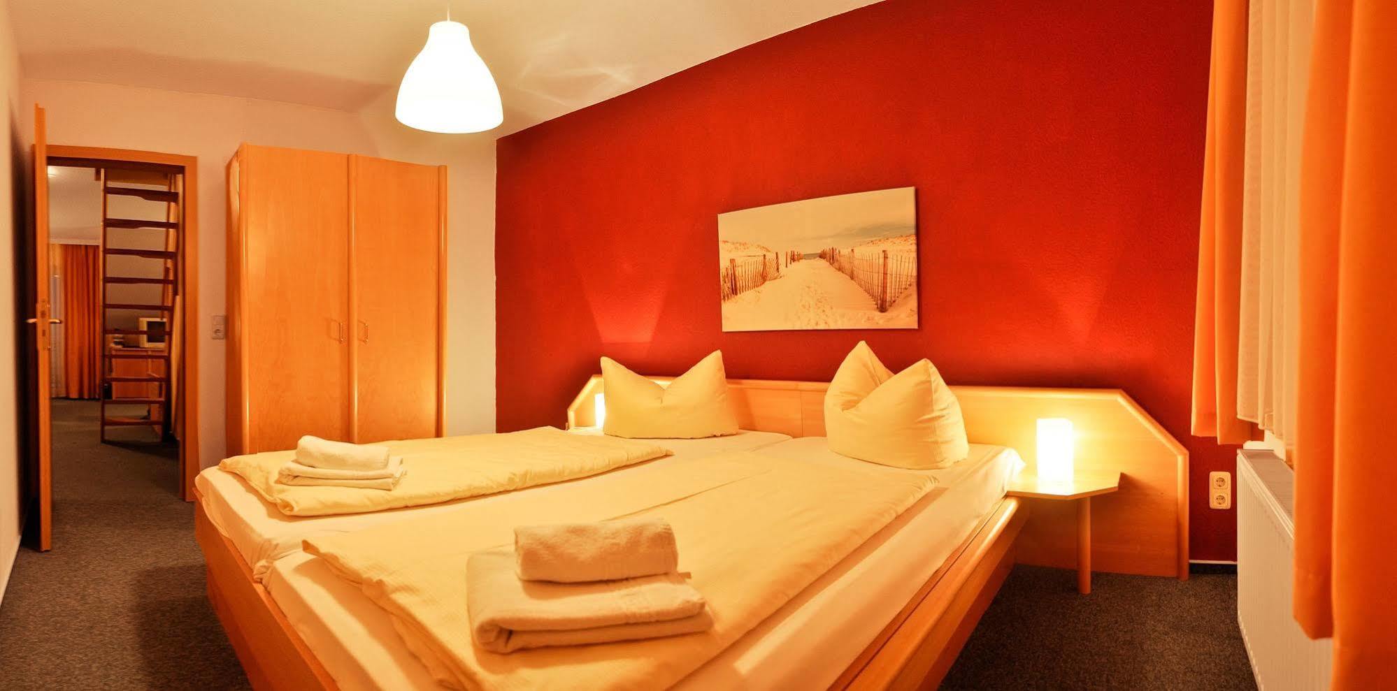 Pension Zum Riedensee Bastorf Екстер'єр фото