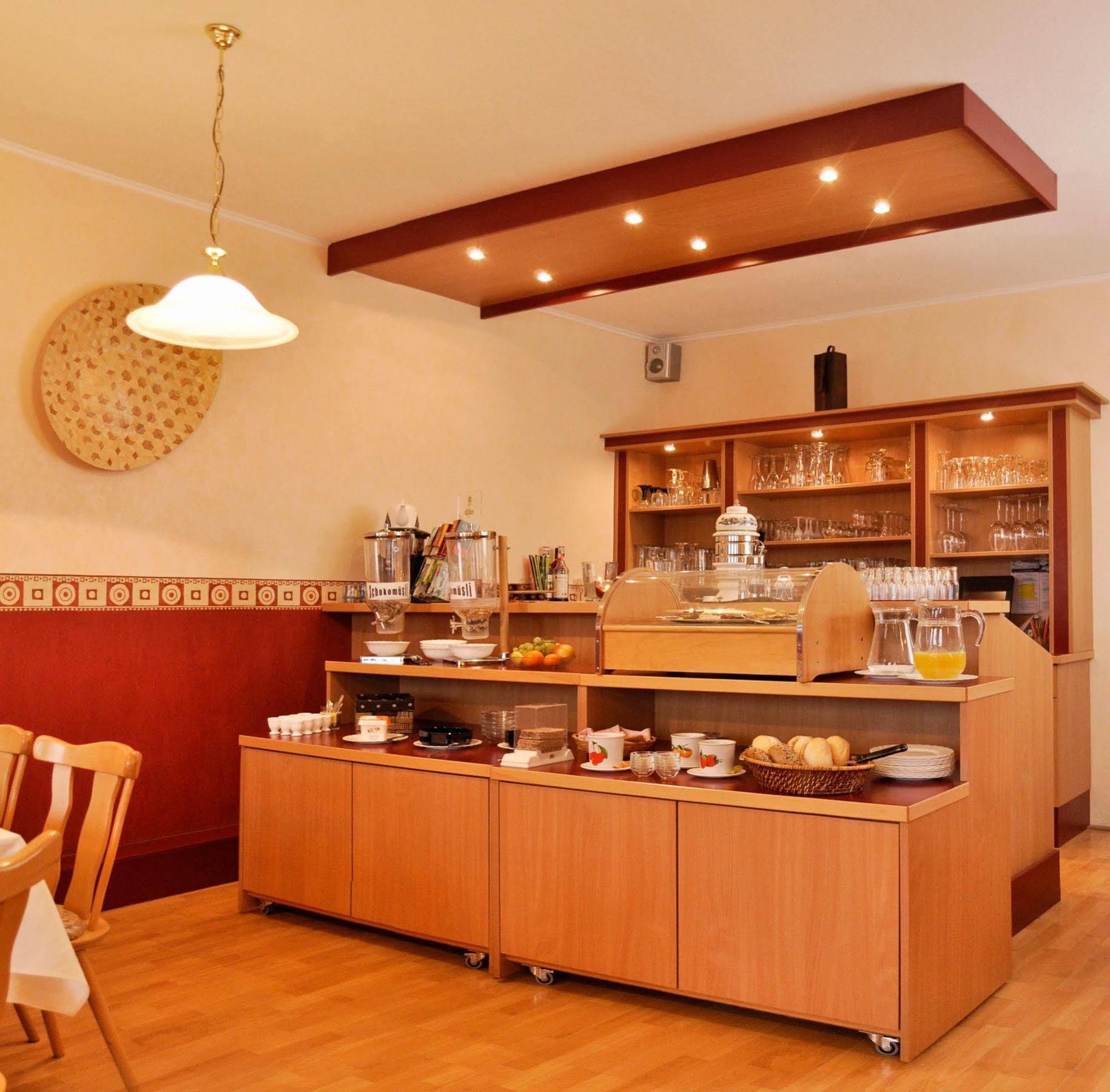 Pension Zum Riedensee Bastorf Екстер'єр фото