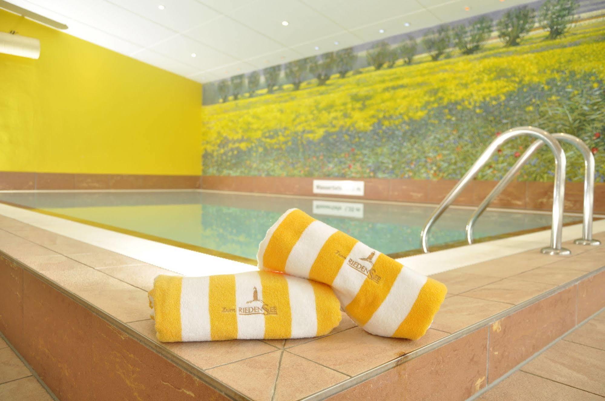 Pension Zum Riedensee Bastorf Екстер'єр фото