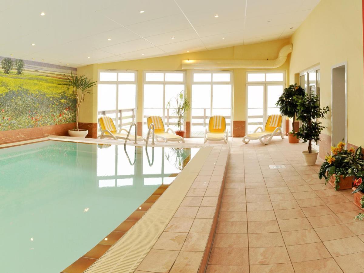 Pension Zum Riedensee Bastorf Екстер'єр фото